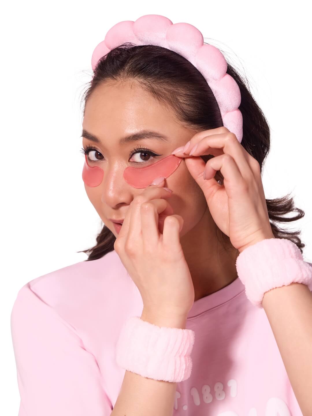 Glow Away Puffy Eyes- Cooling Under Eye Mask Set