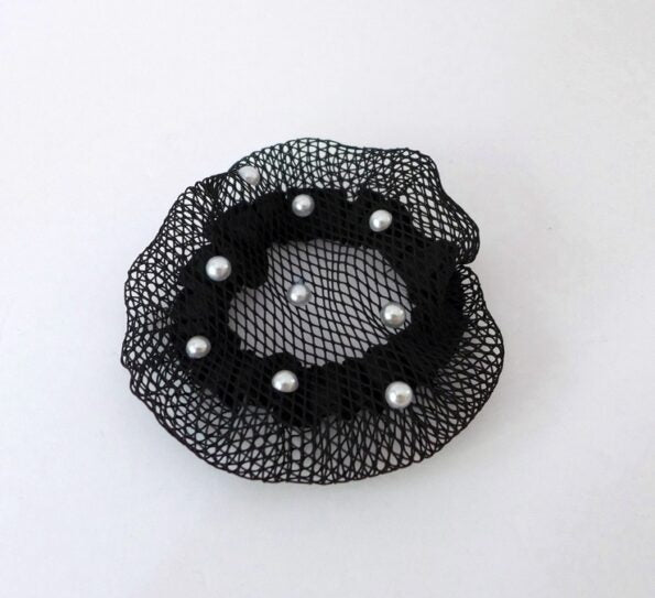 Mesh Bun Cover with Pearls